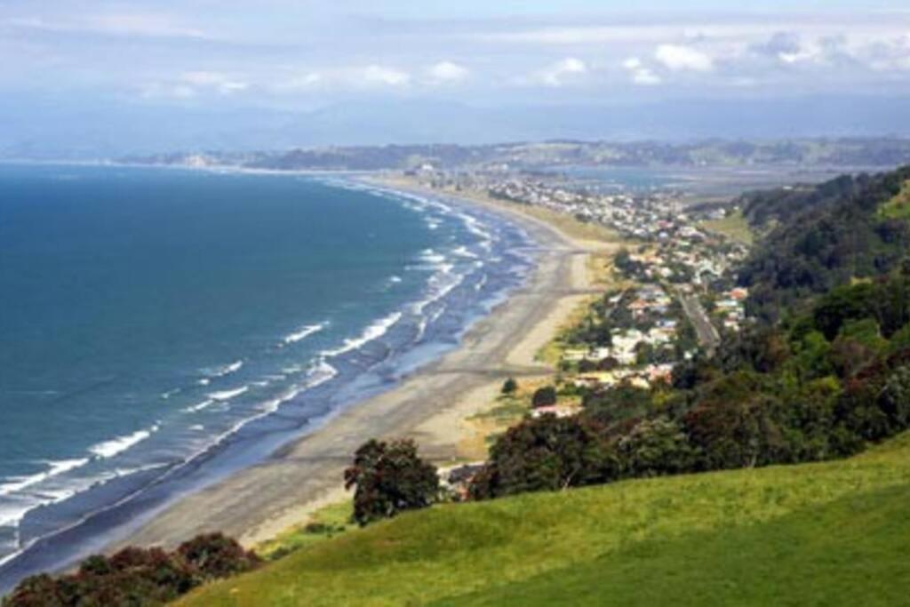 Beach Front Apartment Ohope Esterno foto